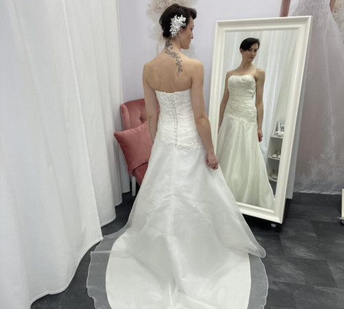 A-Linie Brautkleid PL1202 in Ivory