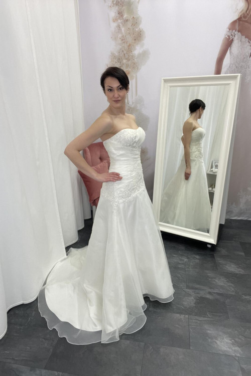 A-Linie Brautkleid PL1202 in Ivory